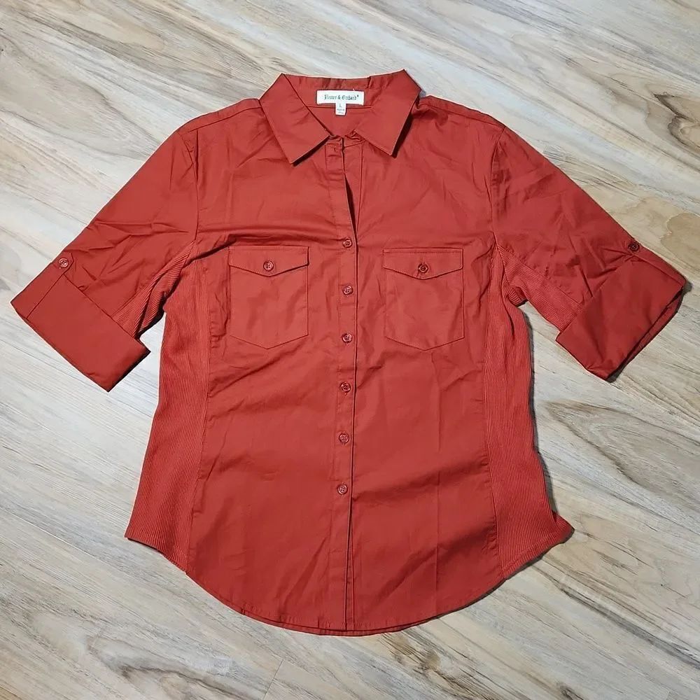 🔺️NWOT Hester & Orchard Rust Buttoned Cuffed 3/4 Sleeve Top Large